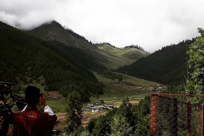 Bhutan West View Lush passes