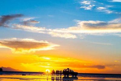 Uyuni Salt Flats (Sunset + Stars) |  Uyuni Salt Flats (Sunset + Stars) |