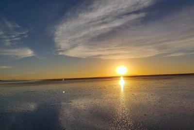 Uyuni salt flat and colored lagoons tours (3 days)
