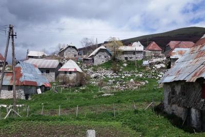From Sarajevo: Full-Day Lukomir Village Private Tour From Sarajevo: Full-Day Lukomir Village Private Tour