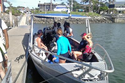 Introductory Scuba Dive experience and create awesome Holiday Memory Moments  Introductory Scuba Dive experience and create awesome Holiday Memory Moments