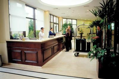 Private arrival transfer: Guarulhos International Airport to hote