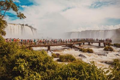 Private Airport Transfer: from Iguazu to Cataratas International 
