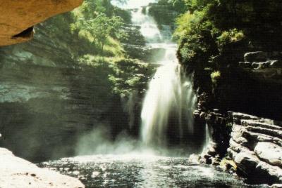 The Sossego Waterfall Hike by Discover Chapada
