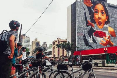 Street Art and Parks Bike Tour