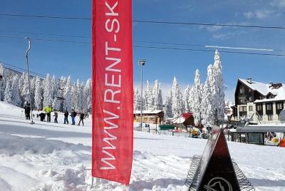 5-Day Ski and Snowboard Equipment Rental in Borovets