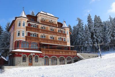 2 days Ski and Snowboard equipment rental in Borovets