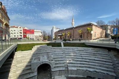 Small-group Sightseeing Walking Tour of Plovdiv Small-group Sightseeing Walking Tour of Plovdiv