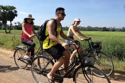 Explore Battambang Local Livelihoods Half-Day Tour by Bicycle 