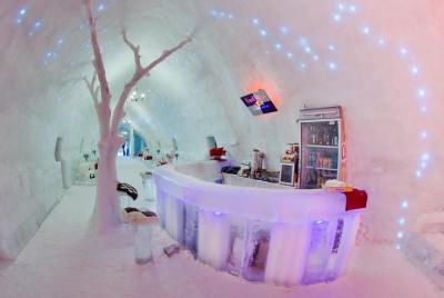 Sleep in the ICE HOTEL at Balea Lake Sleep in the ICE HOTEL at Balea Lake