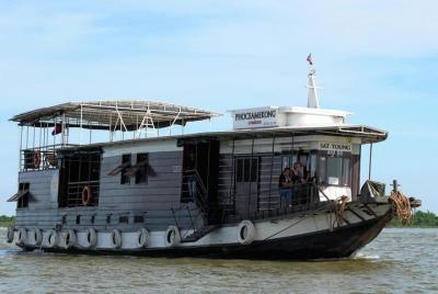 Phnom Penh to Siem Reap (Angkor temples) 3-Day Cruise