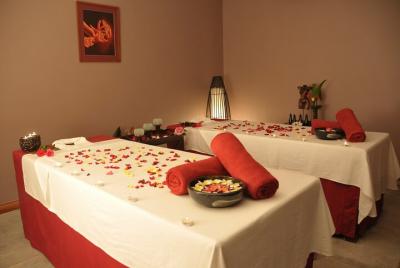 Relaxing Khmer Massage in Phnom Penh Relaxing Khmer Massage in Phnom Penh