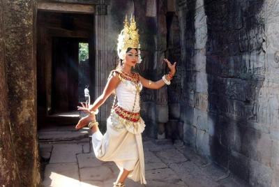 2-Day Angkor Wat Small, Big Circuit and Banteay Srei -Hotel Round 2-Day Angkor Wat Small, Big Circuit and Banteay Srei -Hotel Round