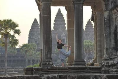 2 Days Angkor Tour, Small Tour, Big Tours, Bantey Srei, Sunrise &