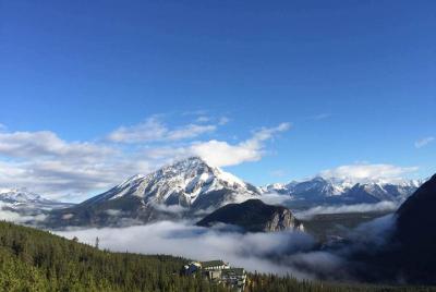 Rocky Mountains 4 Days Local Tour - Fairmont Spring Hotel  Rocky Mountains 4 Days Local Tour - Fairmont Spring Hotel
