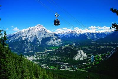 Rockies Special 2-Day (Banff National Park and Columbia Icefield)