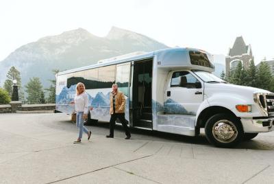 Alberta Transfer: Banff, Jasper, Lake Louise, Calgary and Kananas Alberta Transfer: Banff, Jasper, Lake Louise, Calgary and Kananas