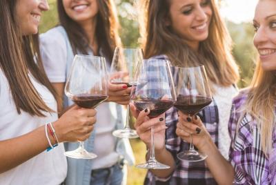 Wine Tour - West Kelowna Signature Sip Wine Tour - West Kelowna Signature Sip