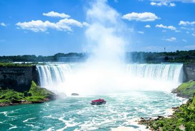 Niagara Falls Tour with Cruise from Niagara Niagara Falls Tour with Cruise from Niagara