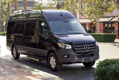 Half-Day Tasting Tour in Niagara with Pickup Half-Day Tasting Tour in Niagara with Pickup