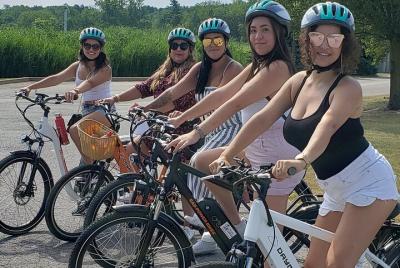 Full-Day NOTL Scooter or E-Bike Wine & Cider Tour Full-Day NOTL Scooter or E-Bike Wine & Cider Tour
