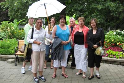 Guided Walking Tour of Niagara-on-the-Lake Historic District Guided Walking Tour of Niagara-on-the-Lake Historic District