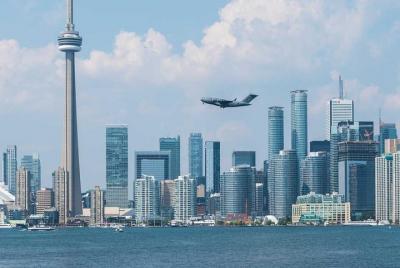 Private Transfer: Niagara Falls, ON to Billy Bishop Toronto City Airport (YTZ) Private Transfer: Niagara Falls, ON to Billy Bishop Toronto City Airport (YTZ)
