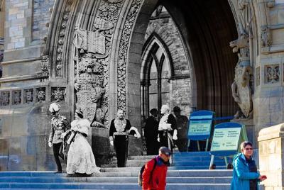 Explore Canada Through Ottawa's Eyes with Walking Tours Through T