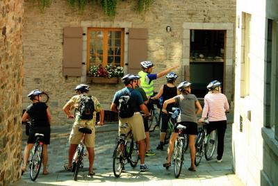 HIstorical Lower Town & Neighborhood Private Bike Tour HIstorical Lower Town & Neighborhood Private Bike Tour