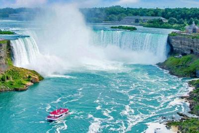 Niagara Falls Day Tour from Toronto Niagara Falls Day Tour from Toronto