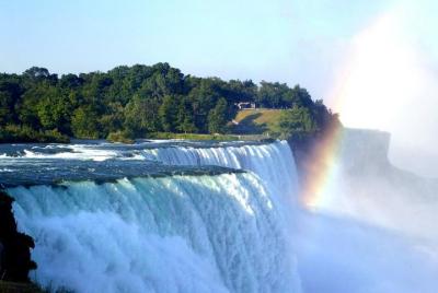Niagara Falls Day Tour from Toronto including Hornblower Boat Tou