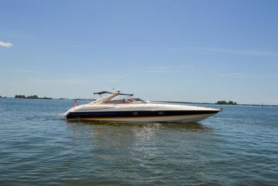 4-Hour Private Boat Charter Experience in Toronto