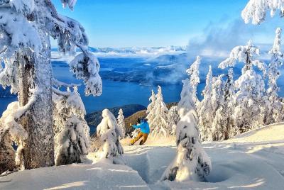 Hit The Slopes - Ski or Snowboard The Local Vancouver Mountains Hit The Slopes - Ski or Snowboard The Local Vancouver Mountains