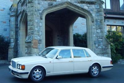 Grand City With High Tea At Butchart Gardens Tour