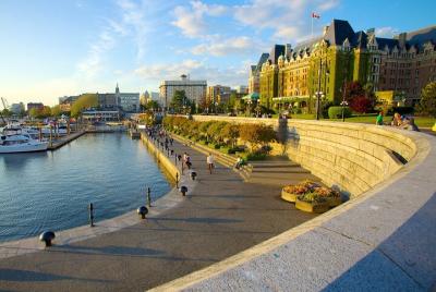 Victoria Harbour: GPS-Guided Audio Walking Tour