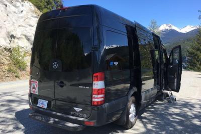 Vancouver Private Charter Tour with Experienced Local Guide Vancouver Private Charter Tour with Experienced Local Guide