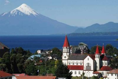 4-Day Private Tour of Chile 4-Day Private Tour of Chile's Lakes Region & Chiloe Island: Land of Volcanoes