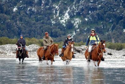 Full-Day Guided Tour to Villa Peulla from Puerto Varas Full-Day Guided Tour to Villa Peulla from Puerto Varas