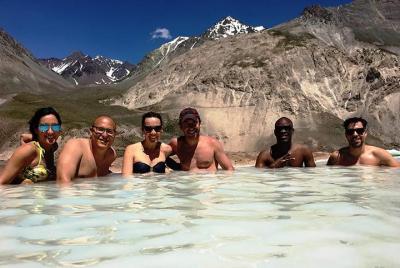Small Group Tour: Cajon del Maipo with Hotsprings plus Picnic and