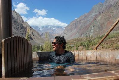 Cajon del Maipo + Lodge el Morado