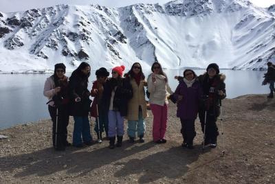 Private Tour: Cajón del Maipo with Lunch and Wine from Santiago