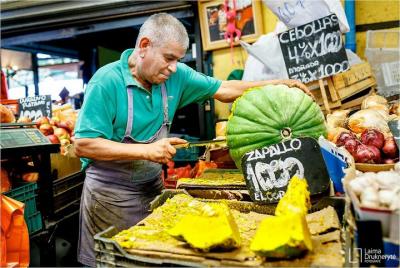 Private Local Life and Markets by Bike Private Local Life and Markets by Bike