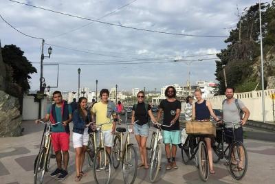 Tour by Viña and Valpo on a Dutch bike