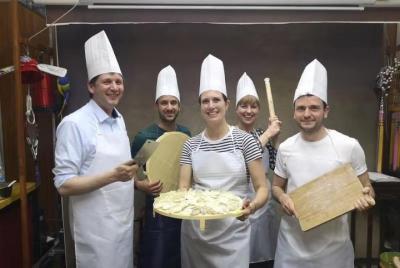 3-Hour Hutong Cooking Class: Making Dumplings, Visiting a Local M