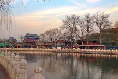 2-Hour Bike Tour at Hutong and Houhai Lake 2-Hour Bike Tour at Hutong and Houhai Lake