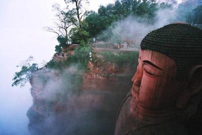 Leshan Giant Buddha Tour and Special Food
