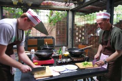 Private Sichuan Cooking Class including Local Wet Market Visit Private Sichuan Cooking Class including Local Wet Market Visit