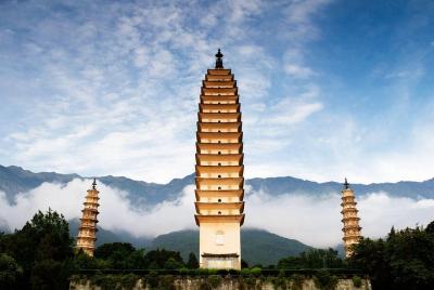 Xizhou Village, Horse Drawn Carriage Ride, Tie-dye Art and Dali T