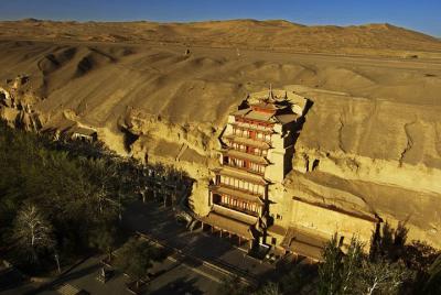 4-Day Dunhuang and Guazhou Private Guided Tour with Camel Ride 4-Day Dunhuang and Guazhou Private Guided Tour with Camel Ride