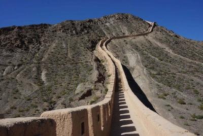 Private Round Trip Transfer to Jiayuguan and Xuanbi Great Wall